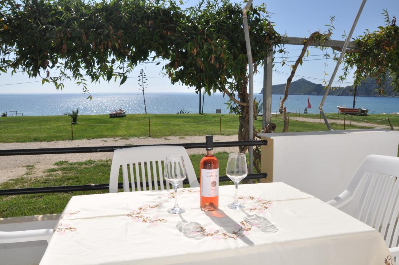 Elias & Vasili House Hotel Agios Georgios Pagon Bagian luar foto