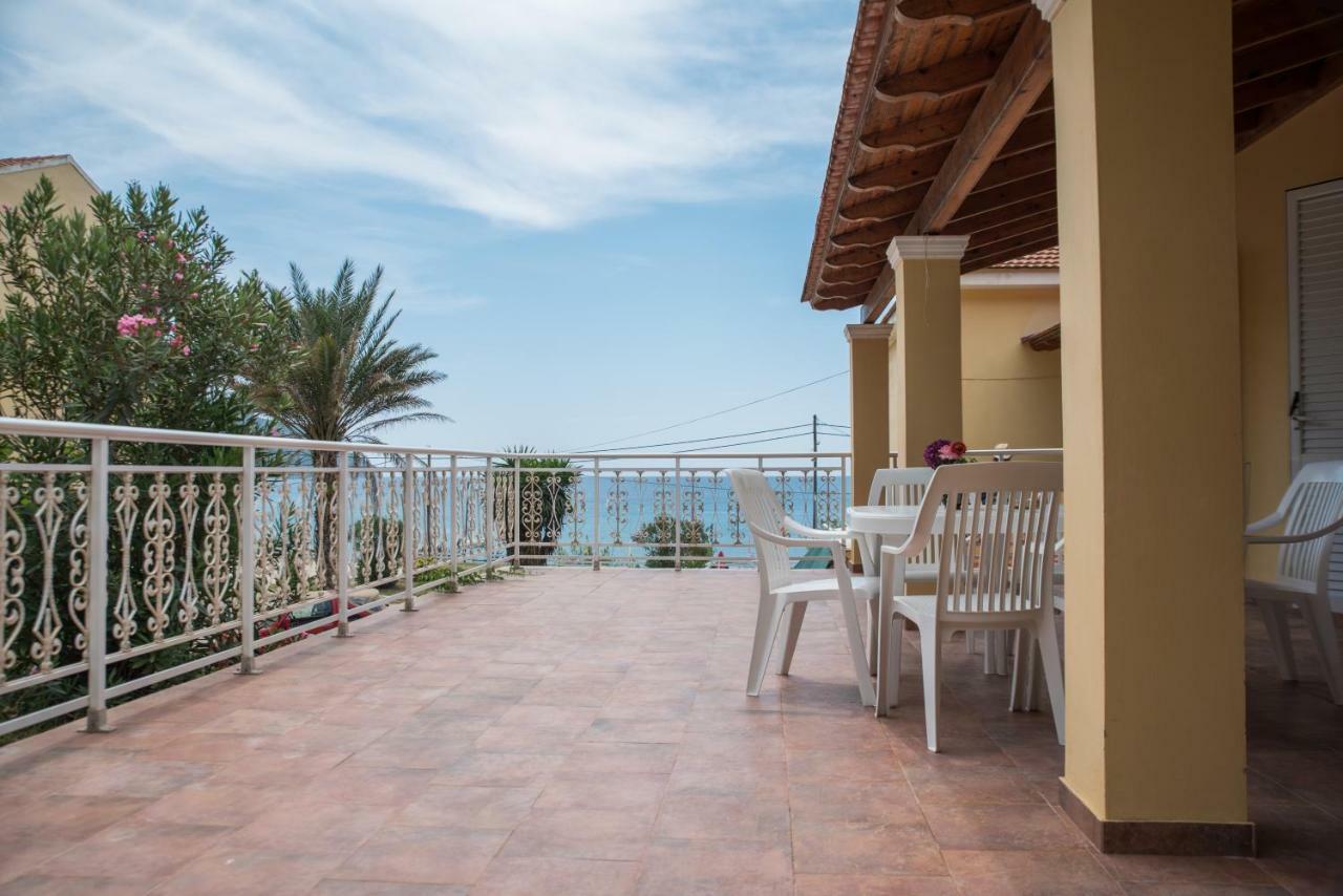 Elias & Vasili House Hotel Agios Georgios Pagon Bagian luar foto